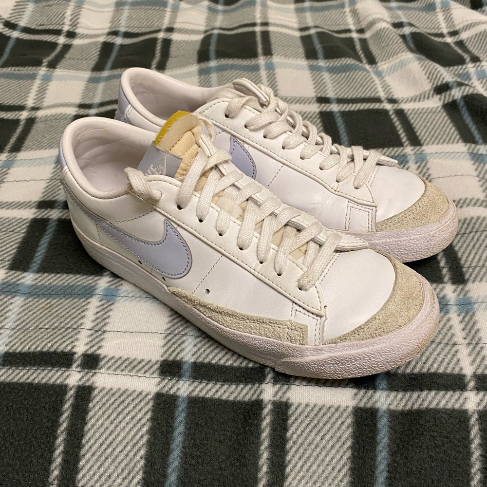 SOLD Nike Blazer Low Women’s 7